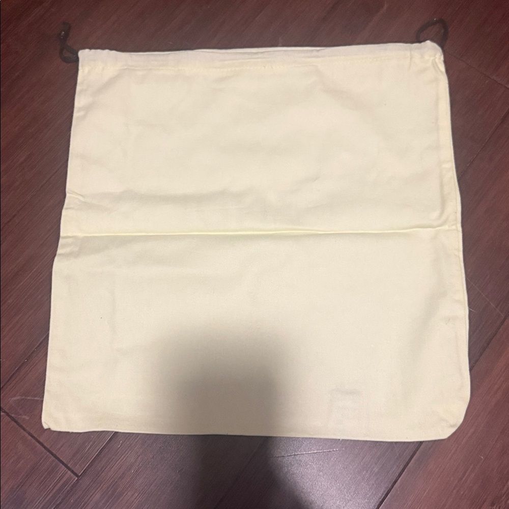 New FENDI Drawstring Dust Bag - Small - Picture 2 of 2